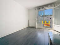 BOURGOIN-JALLIEU . Appartement T3 rénové avec balcon et cave. Proche gare, centre-ville et A43 — photo 4