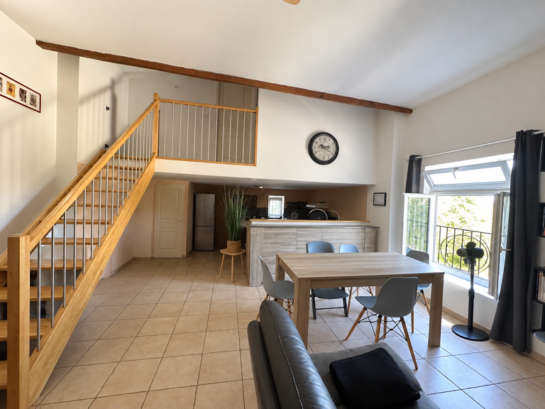 LOCATION APPARTEMENT 3 PIECES AUJARGUES — photo 1