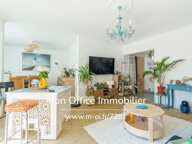 Référence : 7291-MCO - Appartement 4 pièces avec terrasse au 2 ème étage avec terrasse cave  et place de parking privative — photo 3