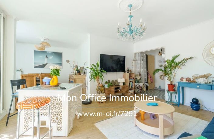 Référence : 7291-MCO - Appartement 4 pièces avec terrasse au 2 ème étage avec terrasse cave  et place de parking privative — photo 3