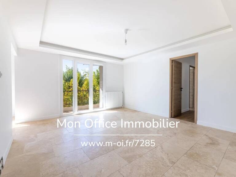 Référence : 7285-NAM - Appartement 4 pièces balcon cave et parking — photo 1
