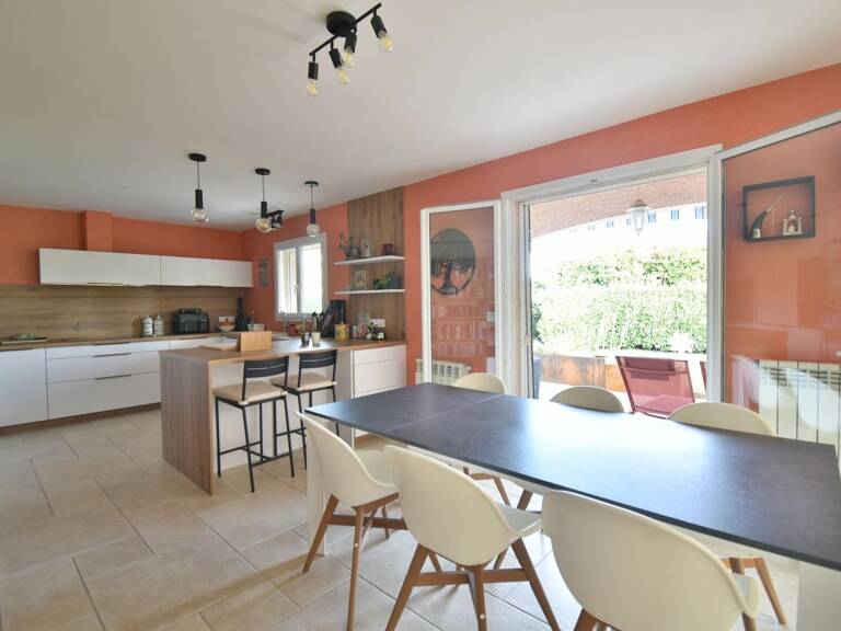 Maison À Vendre — photo 1