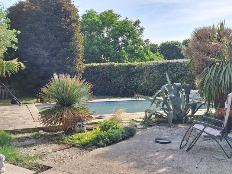 CORPE (85) CALME ABSOLU VILLA 2009 PLAIN PIED GRAND CONFORT AVEC PISCINE DOUBLE GARAGE SUR 1068M² CLOS — photo 1