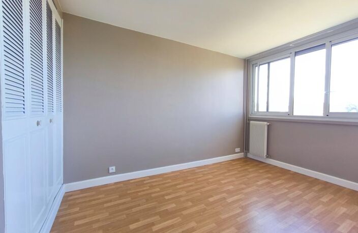 Appartement 2 pièces place de la Boule Nanterre — photo 4