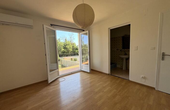 Villa mitoyenne 4 pièces avec jardin privatif — photo 5
