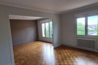 Appartement 3 pièces 785 €