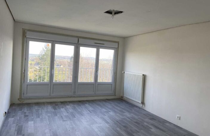 APPARTEMENT 3 PIÈCES – 64 M² À LUZY — photo 2