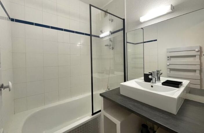 T2 — photo 3