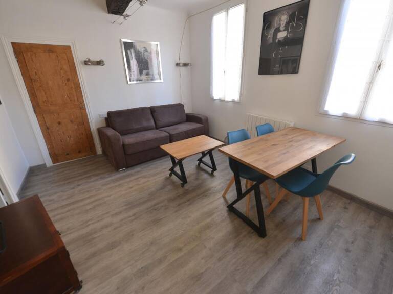 Appartement À Louer — photo 1