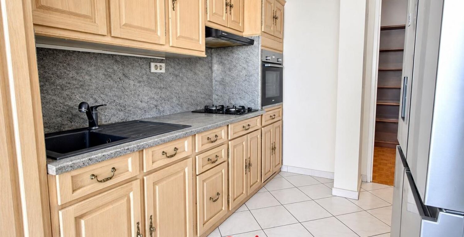 Appartement À Vendre — photo 1