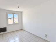 Appartement type 3 avec balcon et cave — photo 3