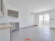 Appartement T2 avec terrasse et parking — photo 4