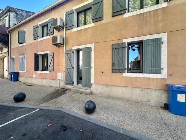 Immeuble De Rapport À Vendre — photo du bien