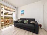 RIQUIER - Studio avec balcon — photo 4