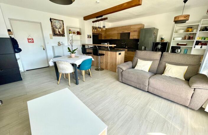 Appartement à vendre T2 avec terrasse et garage Sormiou 13009 — photo 2