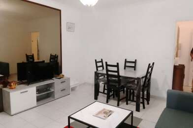 Appartement 3 pièces 900 €