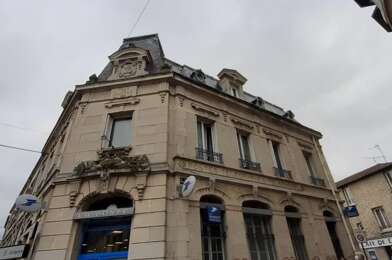 Appartement 2 pièces 810 €
