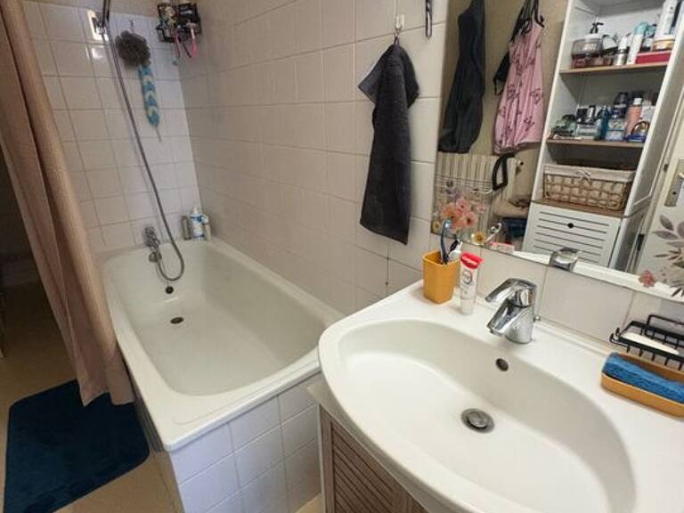 Appartement de 88m2 à louer sur Vic-sur-Cère — photo 1