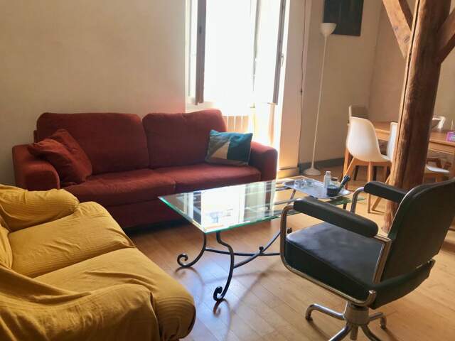 Appartement de 70m2 à louer sur Marseille 02 — photo du bien