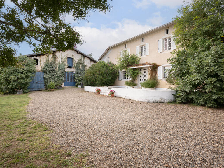 Propriété landaise de caractère avec piscine – Bergouey — photo 1