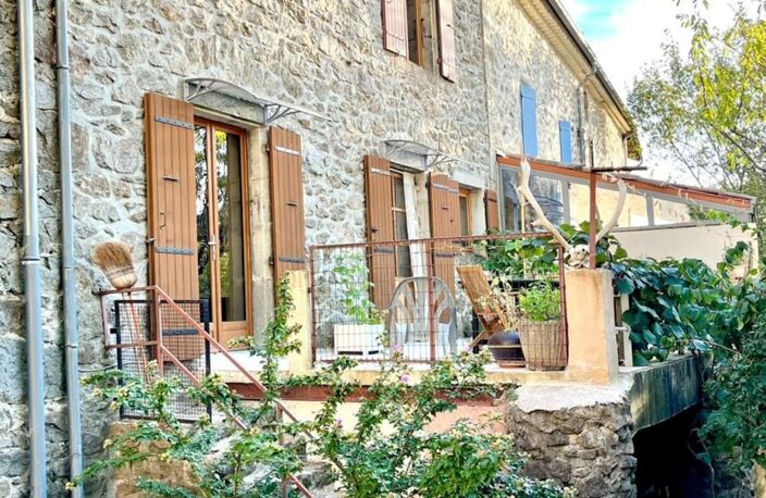 Magnifique maison de ville à St joseph des Bancs — photo 2