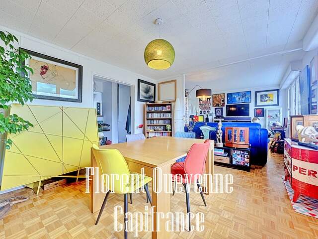 Appartement au dernier étage – garage - Cadre verdoyant, calme et proche des commodités — photo du bien