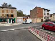 MAISON AVEC TERRAIN DE 880 M2 - SAIL SOUS COUZAN — photo 3