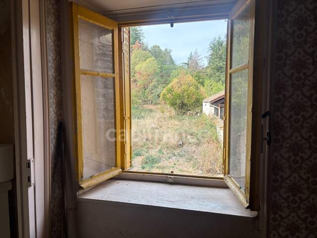 MAISON AVEC TERRAIN DE 880 M2 - SAIL SOUS COUZAN — photo du bien