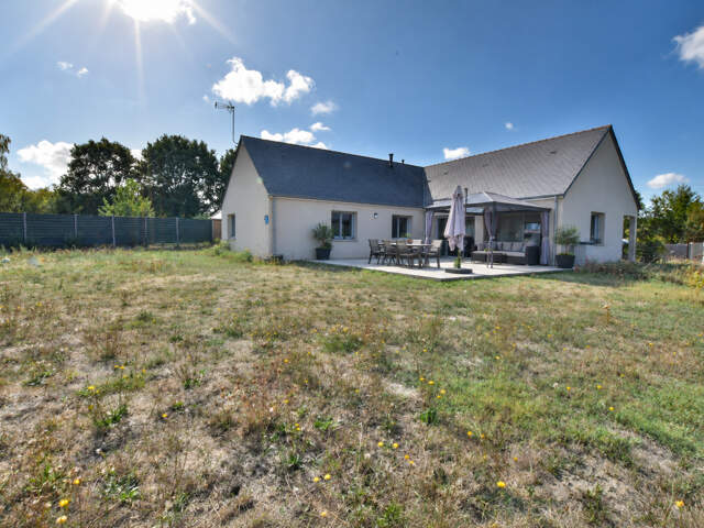 Maison à vendre 6 pièces JARZE (49) — photo du bien