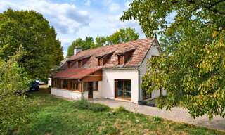 Maison 12 Pièces 200 m² à vendre à Chalvignac (15200)