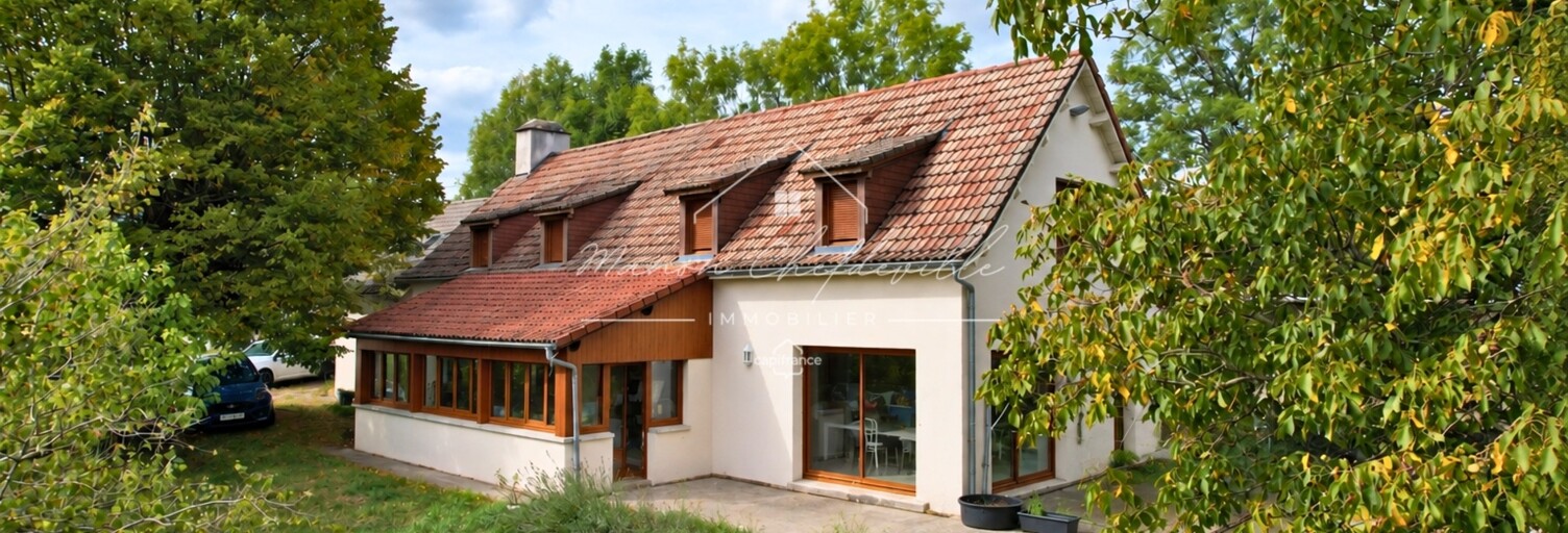 Maison 12 Pièces 200 m² à vendre à Chalvignac (15200)