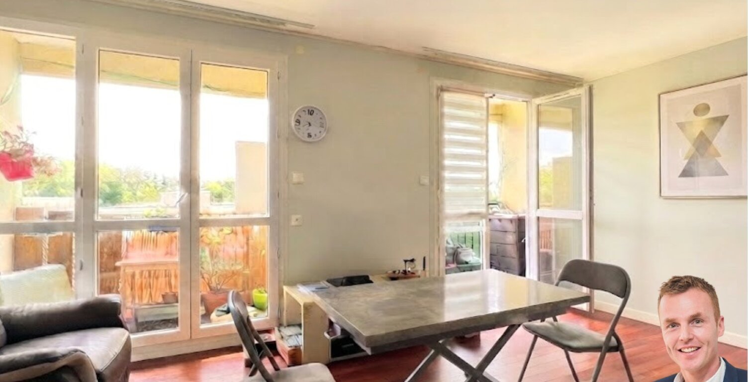 Dpt Finistère (29), A vendre QUIMPER Ouest, Appartement dernier étage de type 2 de 49 m² habitable avec  balcon - Cave — photo 1