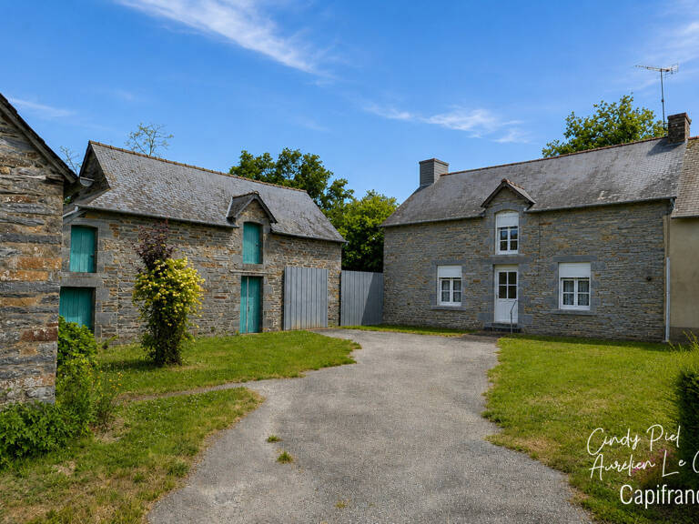 Maison en pierre avec dépendances et jardin – La Chapelle-Gaceline (La Gacilly) - grand terrain - véranda - charme - garage — photo 1