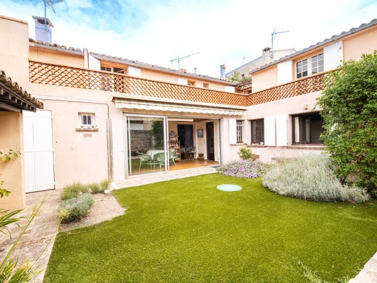 Lançon-de-Provence – Maison de charme T5 de 150 m² avec patio, terrasse panoramique, studio et garage — photo 1