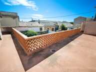 Lançon-de-Provence – Maison de charme T5 de 150 m² avec patio, terrasse panoramique, studio et garage — photo 2