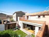 Lançon-de-Provence – Maison de charme T5 de 150 m² avec patio, terrasse panoramique, studio et garage — photo 4