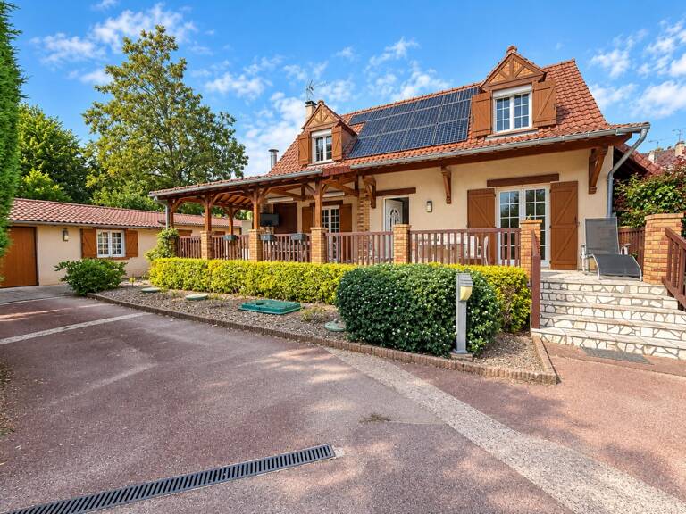 Maison à vendre 5 pièces VAUX SUR SEINE (78) - garage - dépendances - jardin - cuisine d'été — photo 1