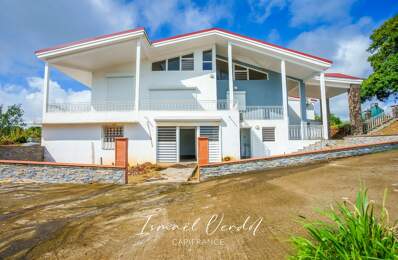 Villa de 391,6 m² sur un terrain de 5 301 m² — photo du bien