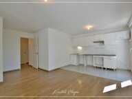 Appartement à vendre 3 pièces NANTES (44) T3 avec grand balcon – Vue verdoyante – 2 stationnements — photo 3