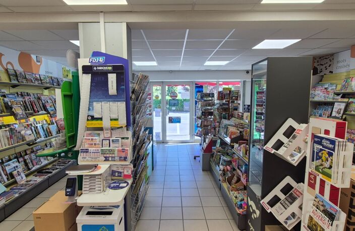 Tabac-Presse à vendre à MANZAT (63) ! — photo 4