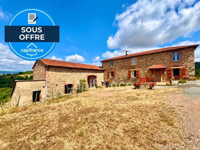 CORDELLE (42) CORPS DE FERME EN PIERRE AVEC VUE EXCEPTIONNEL - 6.8 Ha DE TERRAIN LIBRE - DEPENDANCES — photo du bien