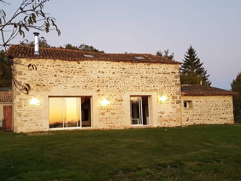 Maison à vendre 6 pièces NANTEUIL (79) — photo 1