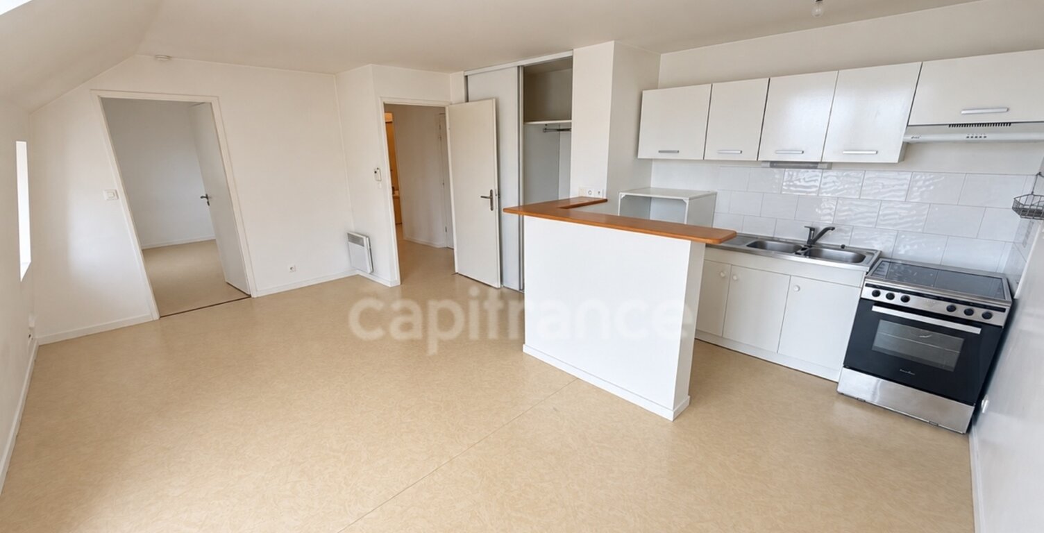 Appartement à vendre 2 pièces CARHAIX PLOUGUER (29) — photo 1