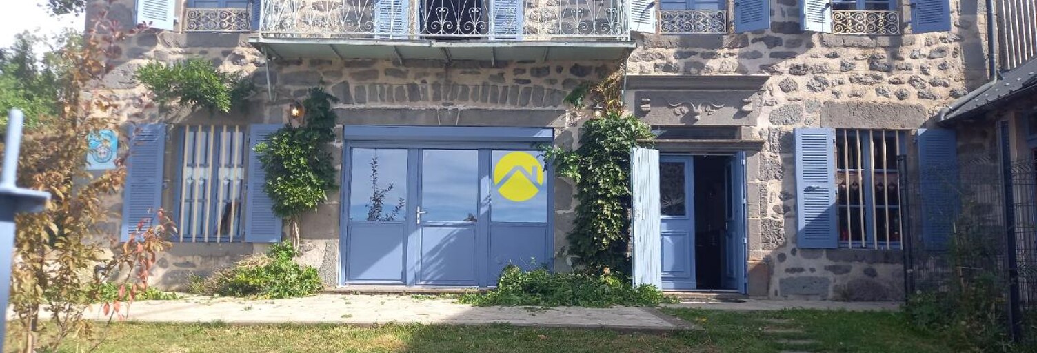 Maison 6 Pièces 170 m² à vendre à Murat (15300)