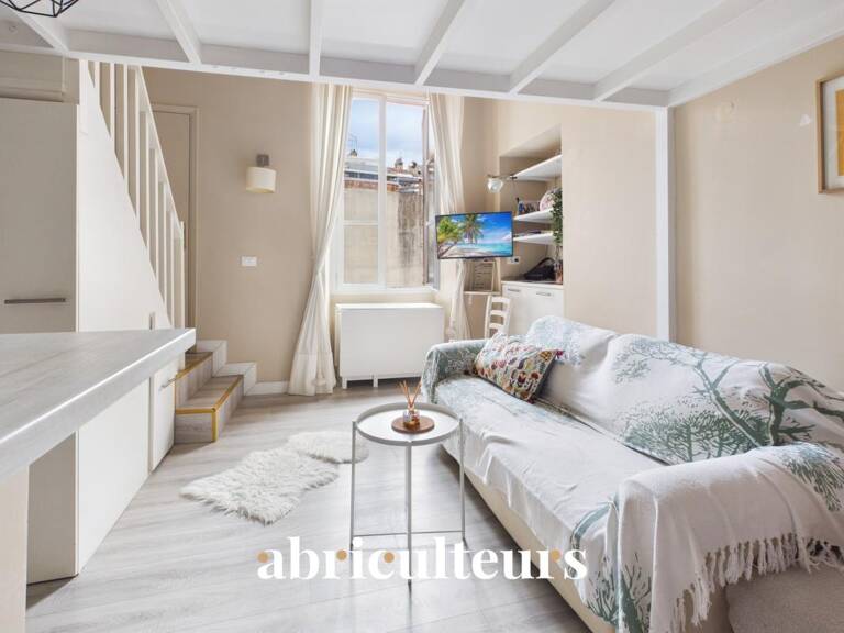 Charmant studio duplex rénové de 29,9 m², Emplacement exceptionnel en vente à Place Masséna, Nice (06000) — photo 1