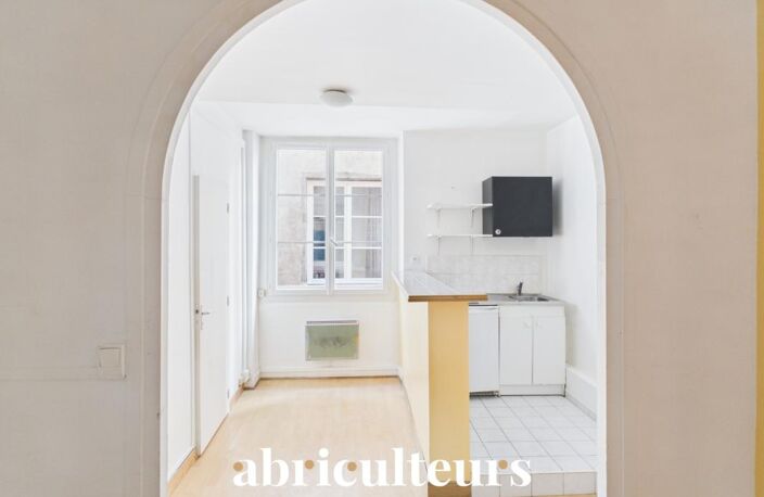 Petit 2 pièces à fort potentiel en vente à Lyon 1er — photo 2