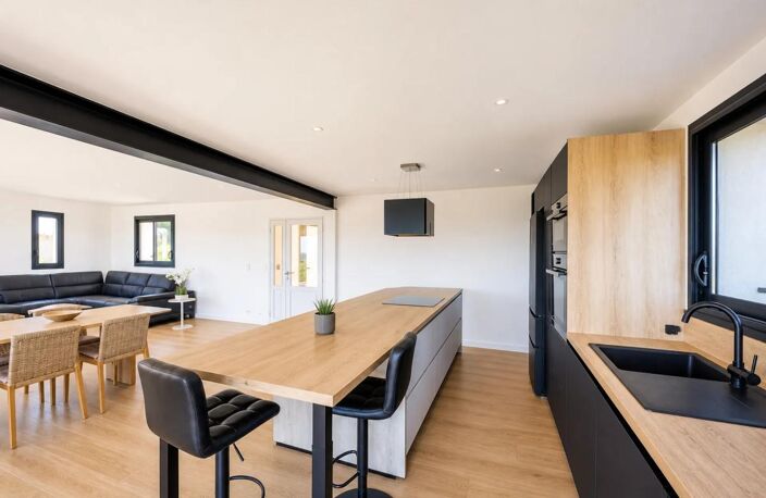Villa 6 pièces de 177 m² à Saint-Aygulf — photo 2