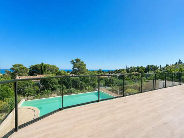 Villa 6 pièces de 177 m² à Saint-Aygulf — photo du bien