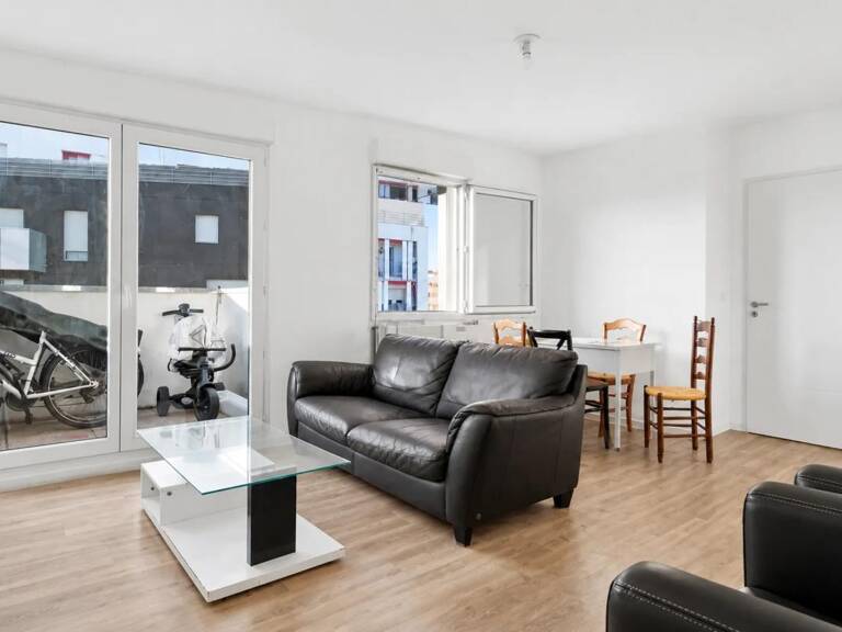 2 minutes du T9 : 3 pièces de 58 m² à Ivry-sur-Seine — photo 1