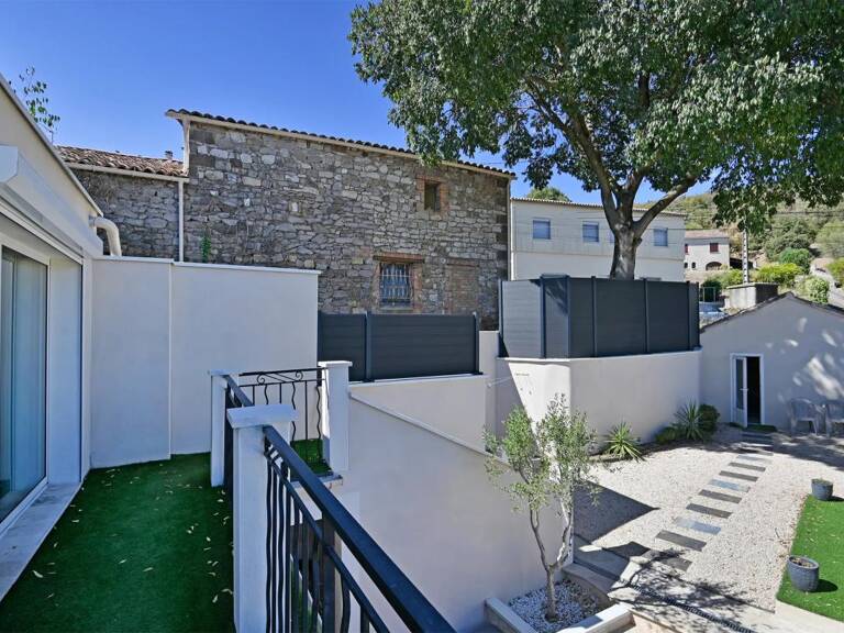 Maison de 5 pièces de 104 m² à Saint-Julien-les-Rosiers — photo 1
